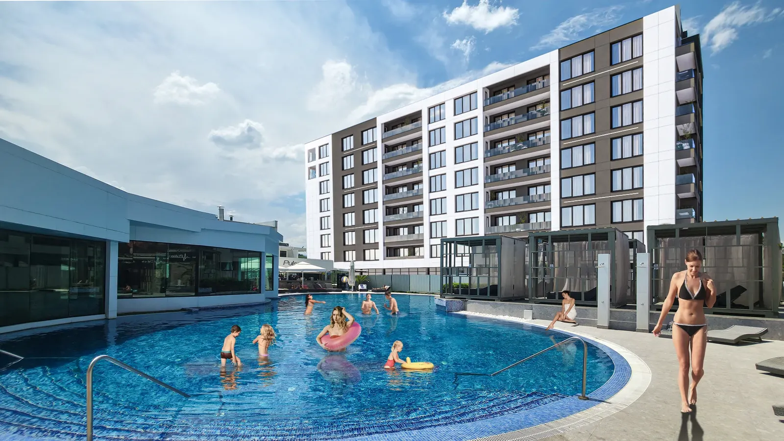 Outdoor pool at the fitness and wellness centre